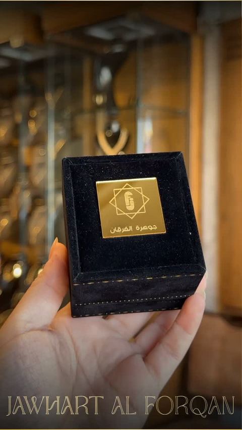 حين يجتمع بريق الذهب مع أناقة التصميم… تكون النتيجة قطعة تستحق أن تُختار. ✨💍
خاتم بتفاصيل راقية وحضور أنيق، صُمّم ليكون جزءًا من أجمل لحظاتك.
علق بكلمة جوهرة واستلم الوزن والعيار❤️
جوهرة الفرقان ?