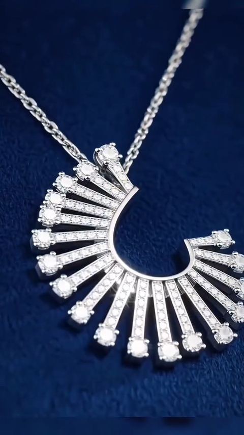 Diamonds half set
#wedding #nature #luxury #diamonds #hallakjewelry