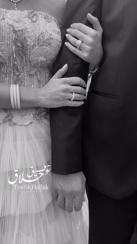 تتألق حياتي الجديدة بريقاً كالالماس بوجودك 💎
My new beginning shine brighter like diamonds with you by my side 💎