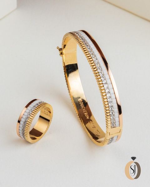 Original by Boucheron 👌🏼
مجوهرات سارة 💍
📍دمشق _ الجسر الأبيض _ جادة نوري باشا
Passion for excellence - شغف التميز ✨
#jewellery #necklace #style #earrings #handmadejewelry #jewel #beautiful #9