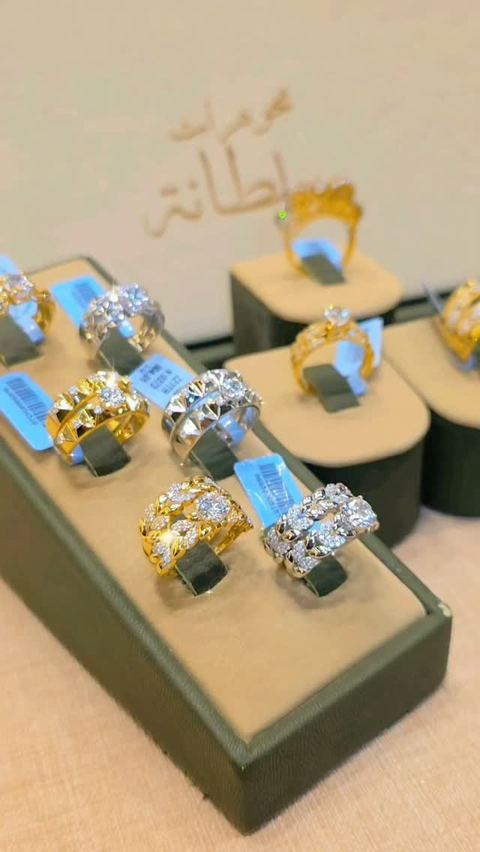 #jewelry #necklace #ring #18k #earrings
