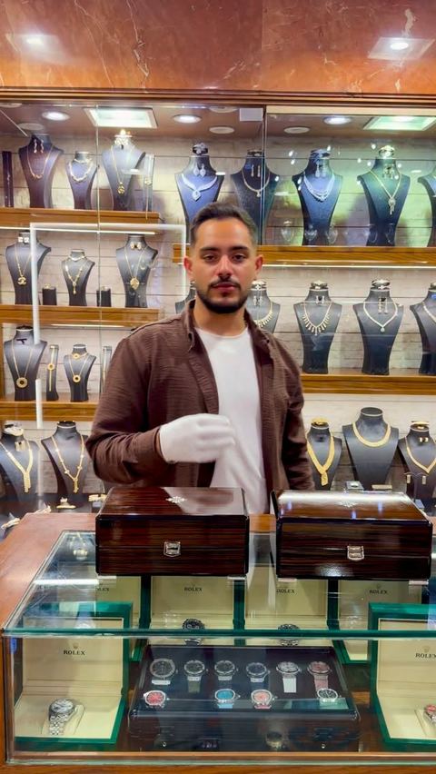 أجمل وأفخم الساعات الرجالية Patek Philippe 🔱
.
شركة مجوهرات طيبة (أسم من ذهب) 🔱
.
‏📍العنوان: دمشق أبو رمانة بجانب السفارة اليابانية 
.
📱للتواصل:٠٩٤٣٣٤٤٢٩٢
.
☎️للتواصل؛٣٣٤٤٢٩٢
.
نتشرف بزيارتكم لنا 