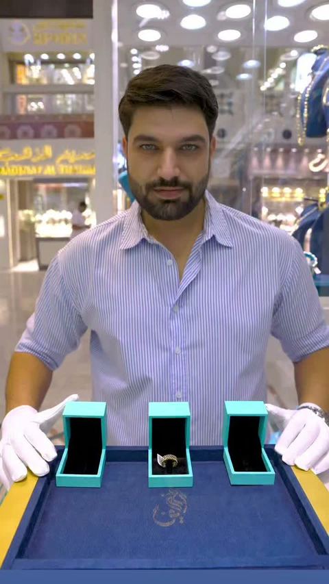 ابعتيلو الريل وخليه يهديكي الدهب 🌹
