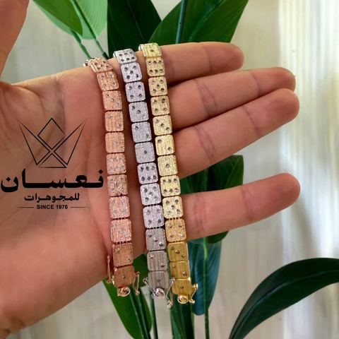 lucky dice bracelet 18K ✨
مجوهرات نعسان 👑
للإستفسار واتساب :
0957923080
0938771132
العنوان : حلب _ الفرقان _ دوار الصخرة _ جانب شركة سامسونغ
#مجوهرات_نعسان #مجوهرات #مجوهرات_ذهب